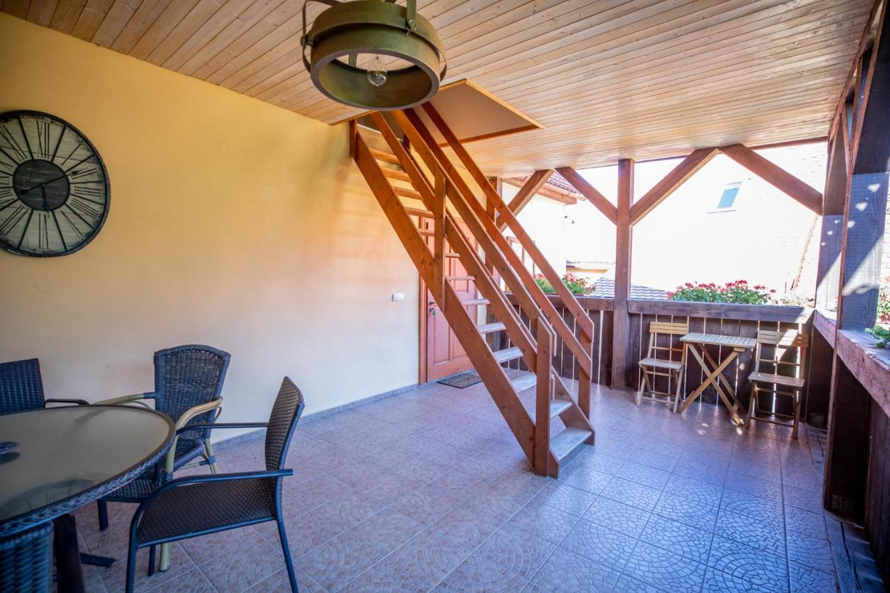 Casa Paulini Apartment Cisnadioara Exterior photo